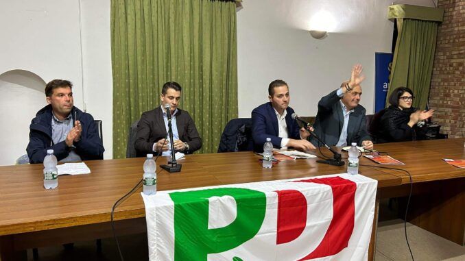 Pd, Zingaretti a Serra San Bruno: «La destra populista strumentalizza il malessere e cavalca i problemi»