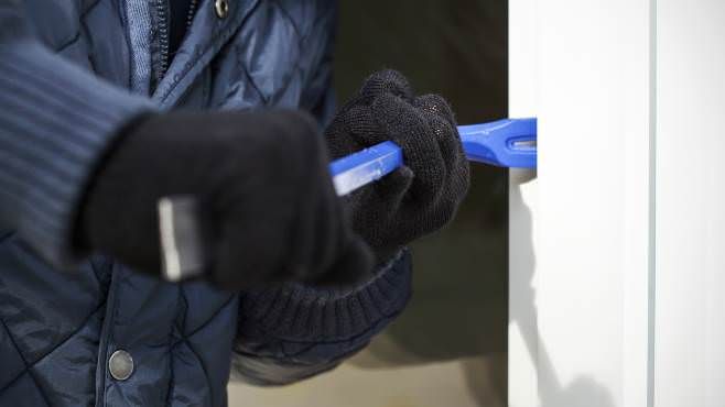 Sventati furti a due aziende nel Cosentino