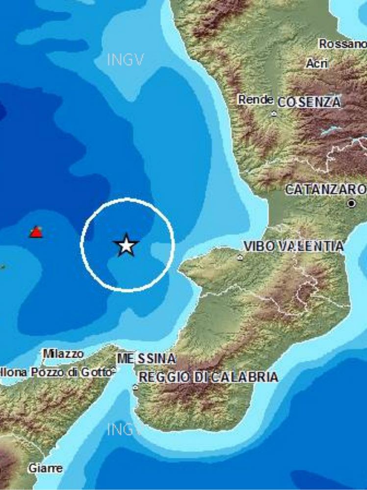 Sisma a largo della costa tirrenica