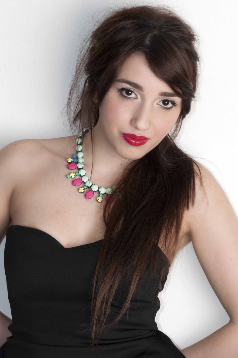 Il nuovo singolo di Ylenia Lucisano dedicato all'autoerotismo