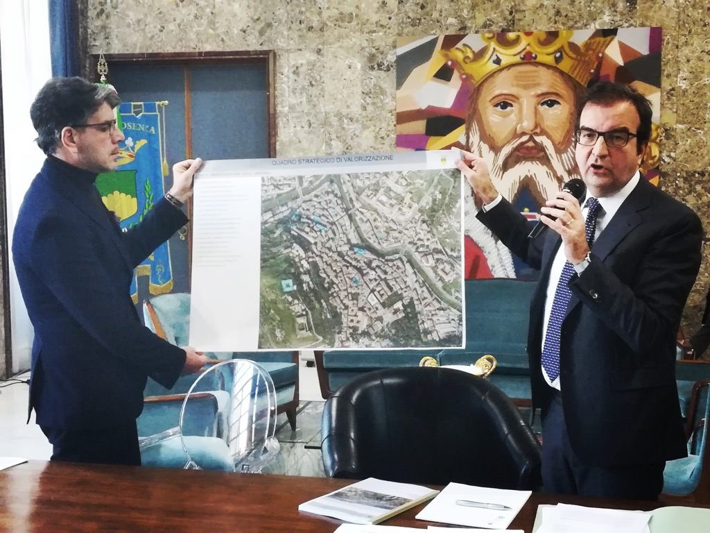 Cosenza, Occhiuto replica a Guccione: «Psc boicottato dalla Regione»