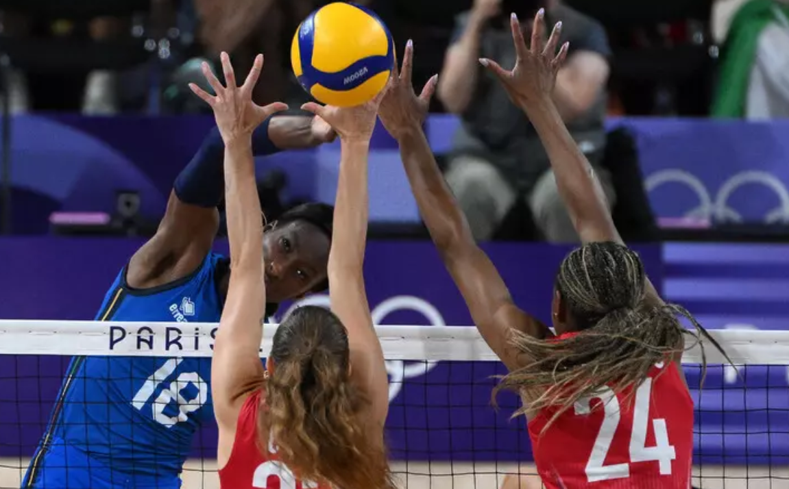 Olimpiadi, l’Italvolley femminile nella storia: è medaglia d’oro