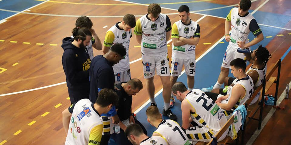 Basketball Lamezia, domani si va ad Ischia per dimenicare il ko con Rende