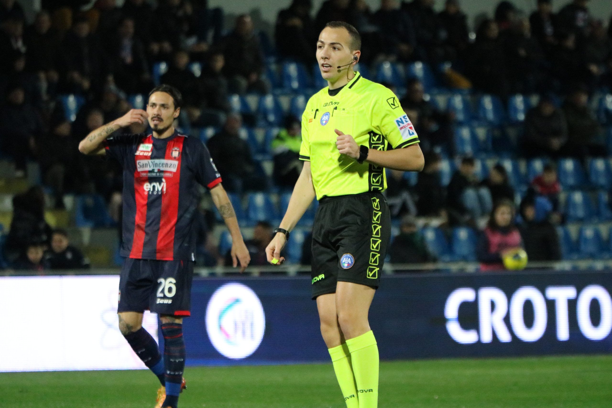 Di Reda al “Marulla” per Cosenza-Giugliano. Di Mario arbitrerà Atalanta U23-Crotone