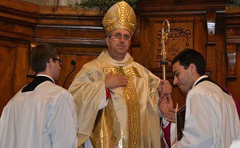 Corigliano-Rossano, l’arcivescovo Satriano ai fedeli: «Coraggio contro la malavita»