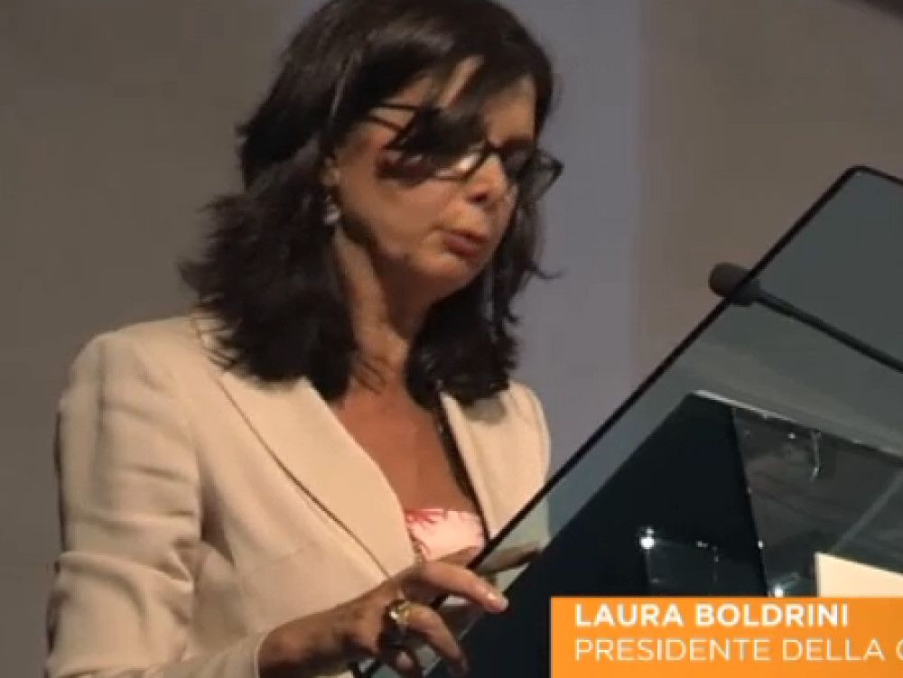 La Boldrini si commuove ricordando Fabiana Luzzi