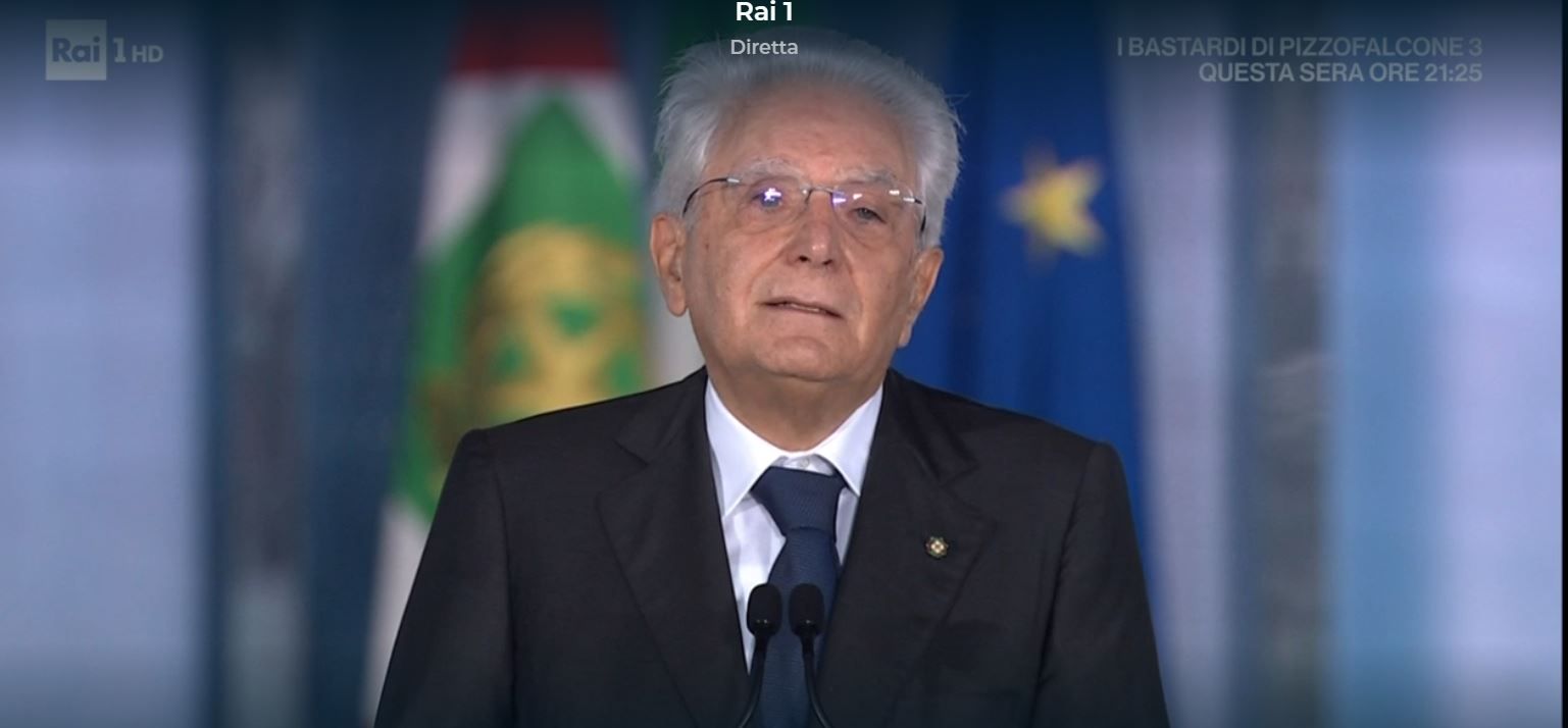 Mattarella a Pizzo: «Con la scuola riparte l’Italia. È ossigeno per il Paese» – VIDEO E FOTO