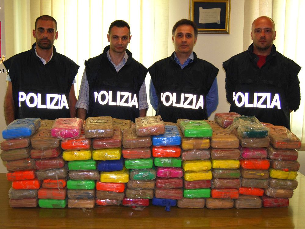 Porto di Gioia, sequestrati in un container 190 kg di coca