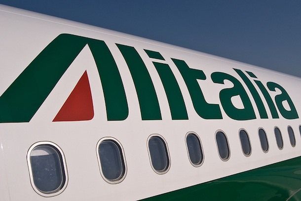 Botta e risposta al vetriolo fra Alitalia e Oliverio