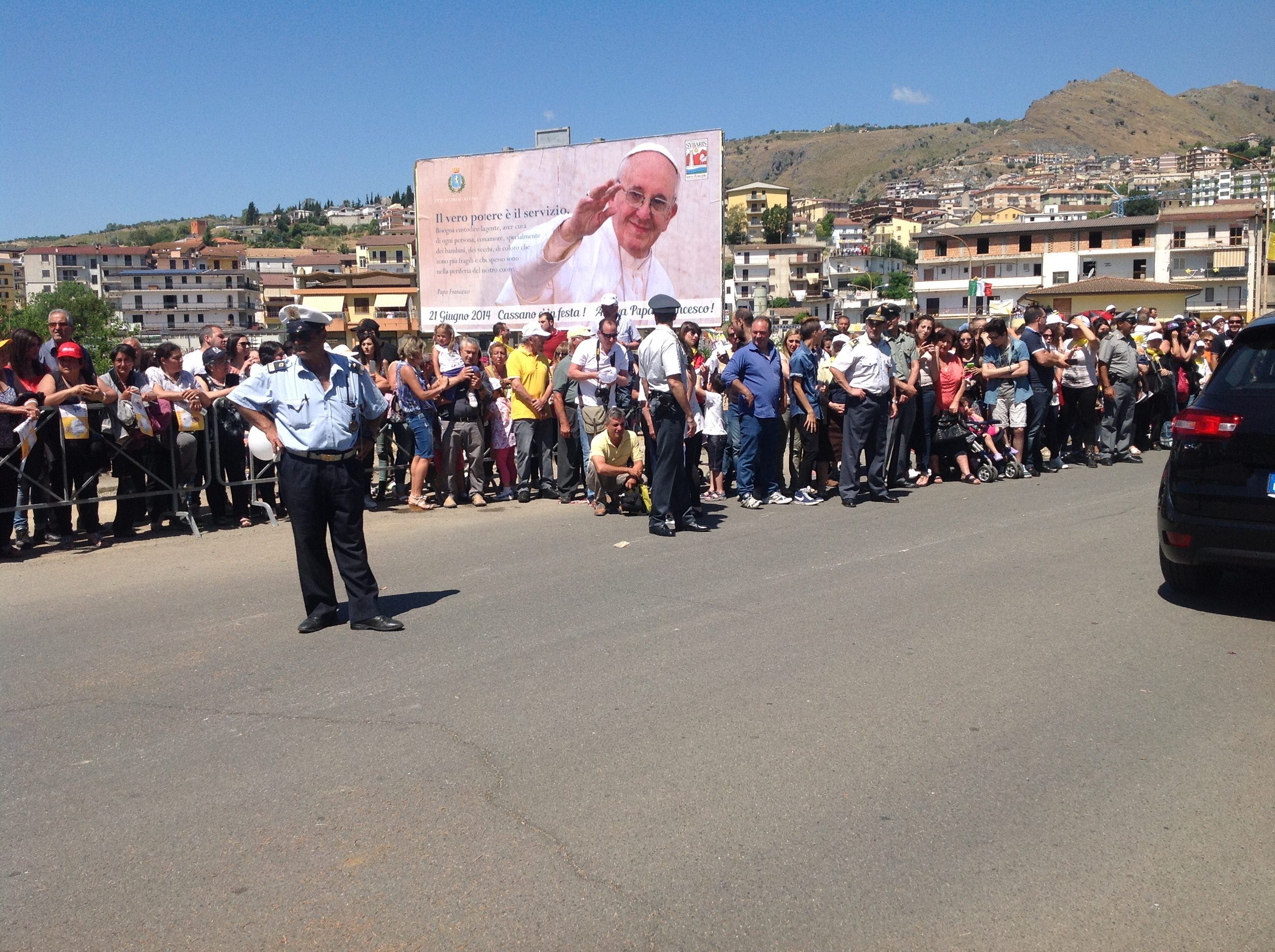IL PAPA IN CALABRIA | A un passo da Francesco