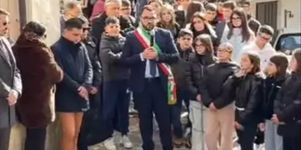 Pietra d’Inciampo a Petilia Policastro per ricordare Lea Garofalo nel suo comune