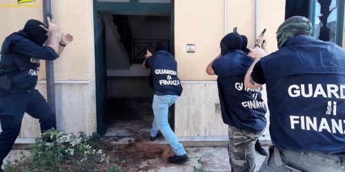 arresti sciacca cosa nostra