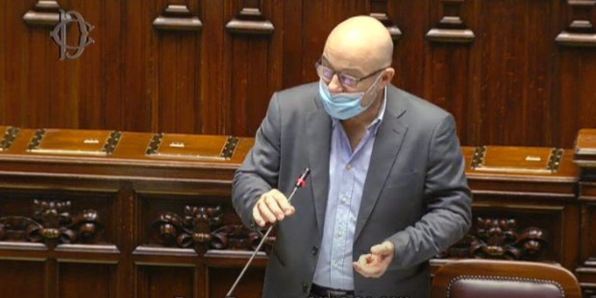 Emergenza incendi, Cingolani: «Il 70% è responsabilità dell’uomo»