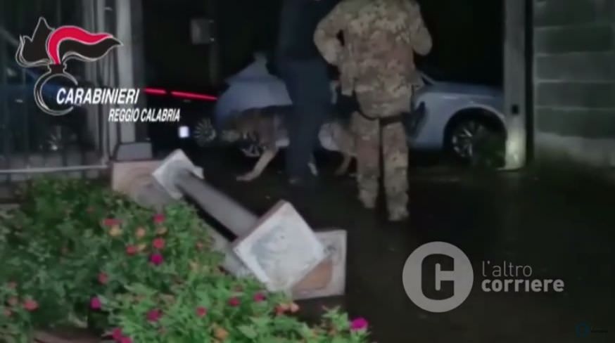 Bambino di 8 anni addestrato al crimine dal padre boss. Scacco ai narcos della Piana – NOMI E VIDEO