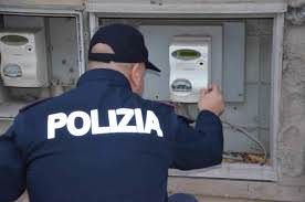Furto di energia elettrica, tre denunce a Crotone