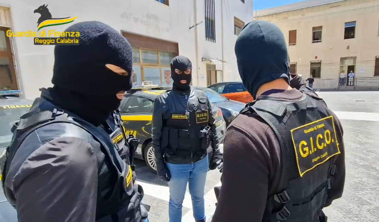 ‘Ndrangheta, smantellata storica cosca reggina: 27 arresti – VIDEO