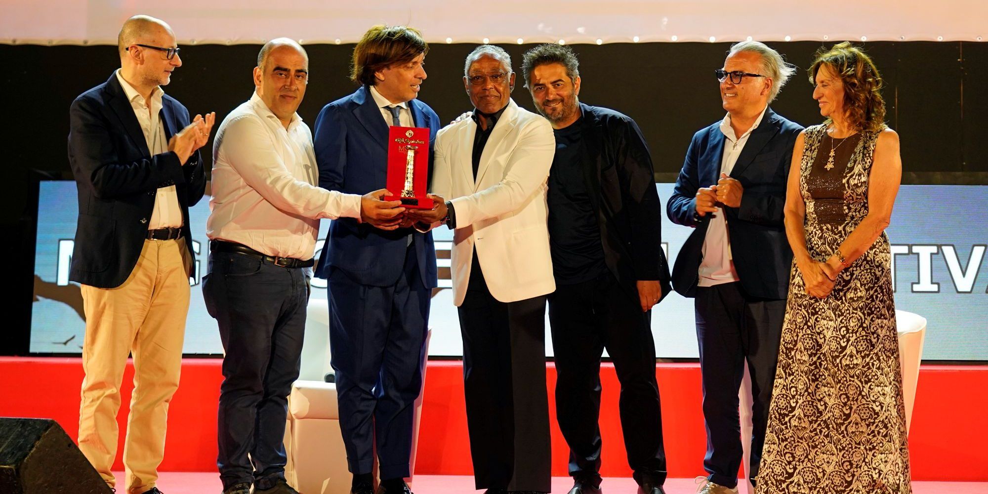 MGFF, la promessa di Esposito al direttore artistico Casadonte: «Girerò un film in Calabria»