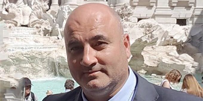 Il sindaco “sceriffo”: «Dove vi trovo vi pigliu cu nu vettu…» – VIDEO