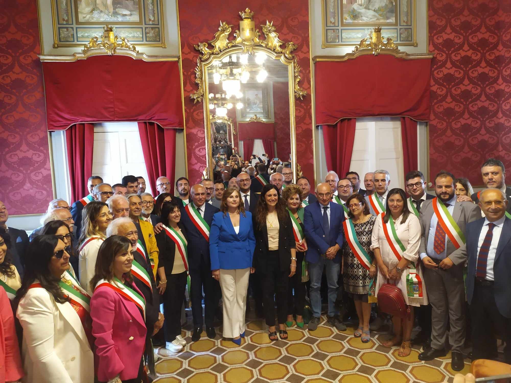 I nuovi sindaci del Cosentino e la sfida più importante: «Sappiate spendere i fondi del Pnrr» – FOTO