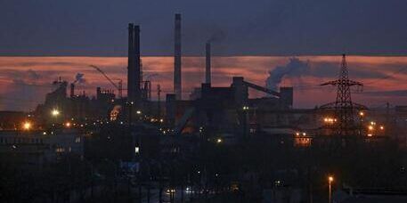 I “resistenti” di Mariupol: sono le nostre ultime ore, salvateci