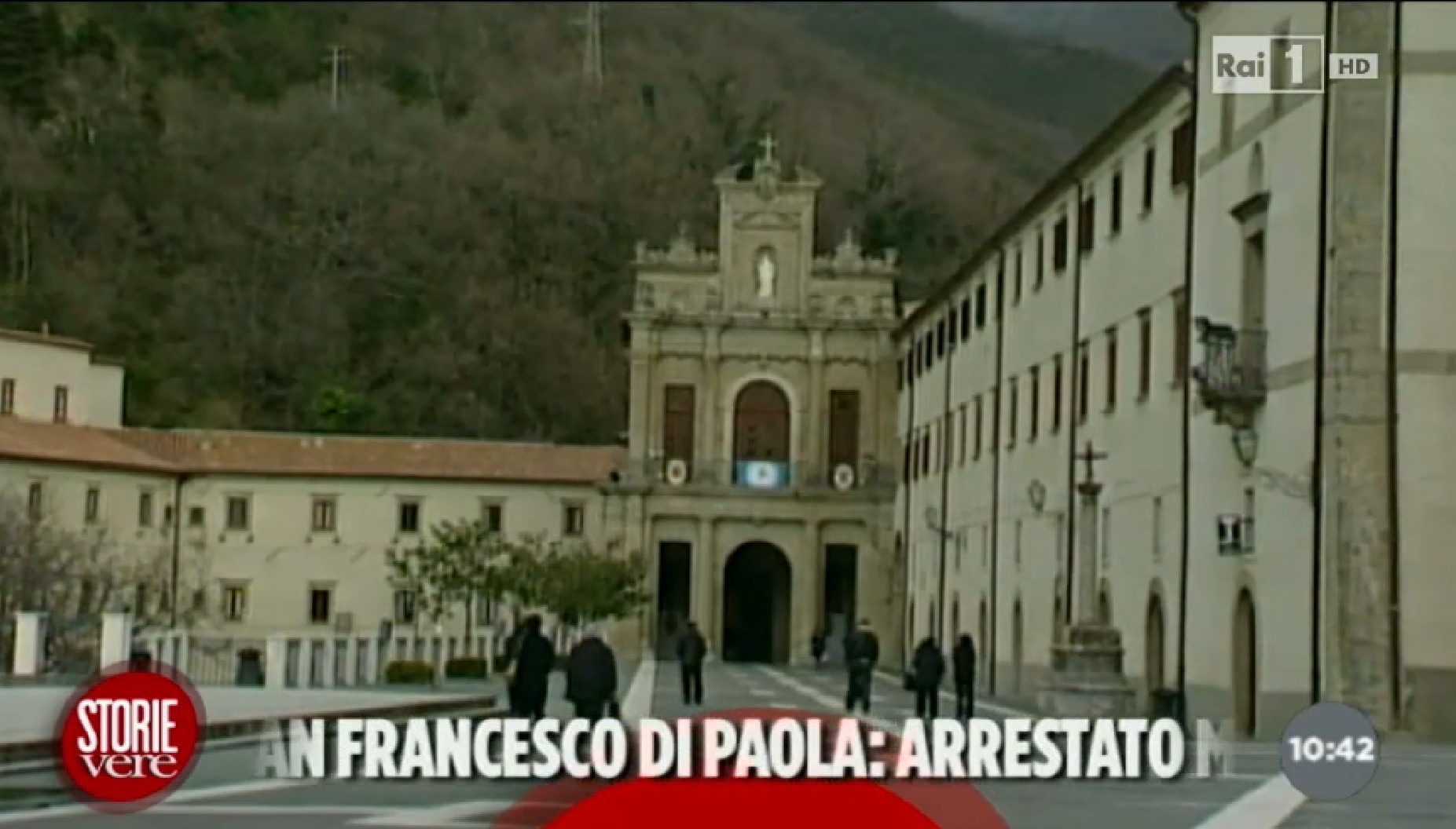 Ammanco al Santuario di Paola, le operazioni online del frate deceduto