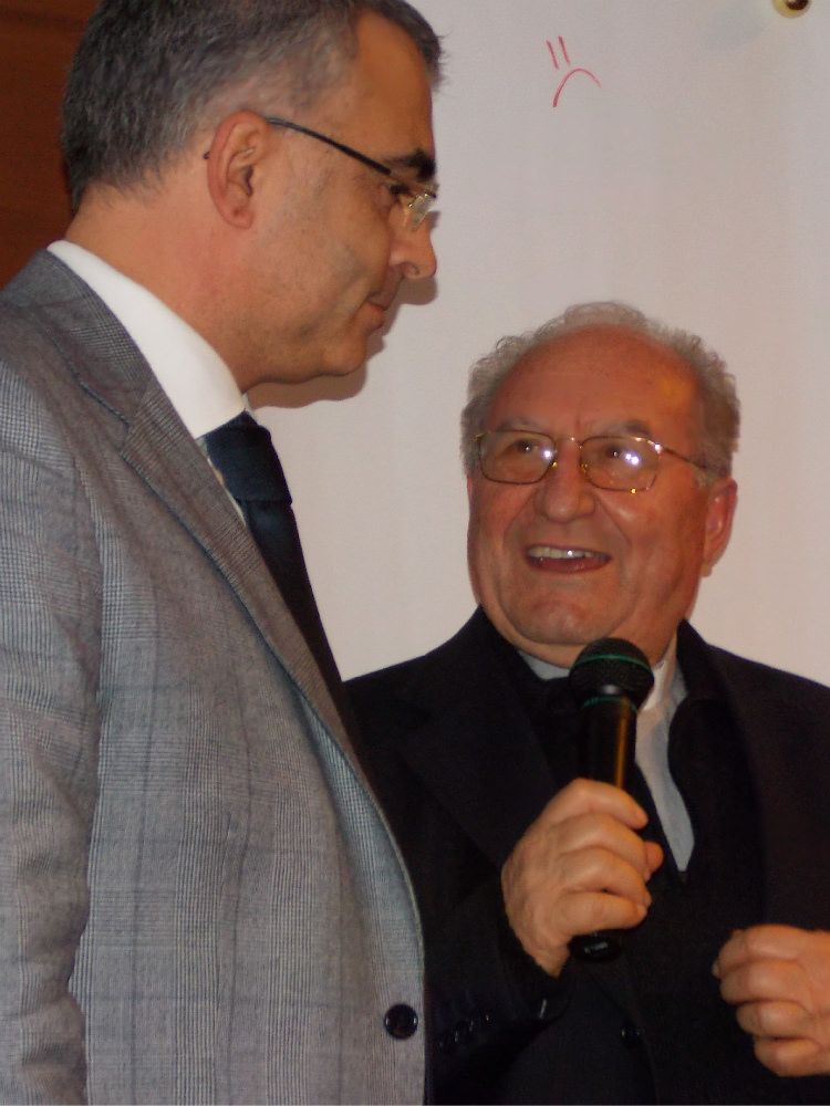 Banca Nuova brinda in Calabria all`insegna della solidarietà