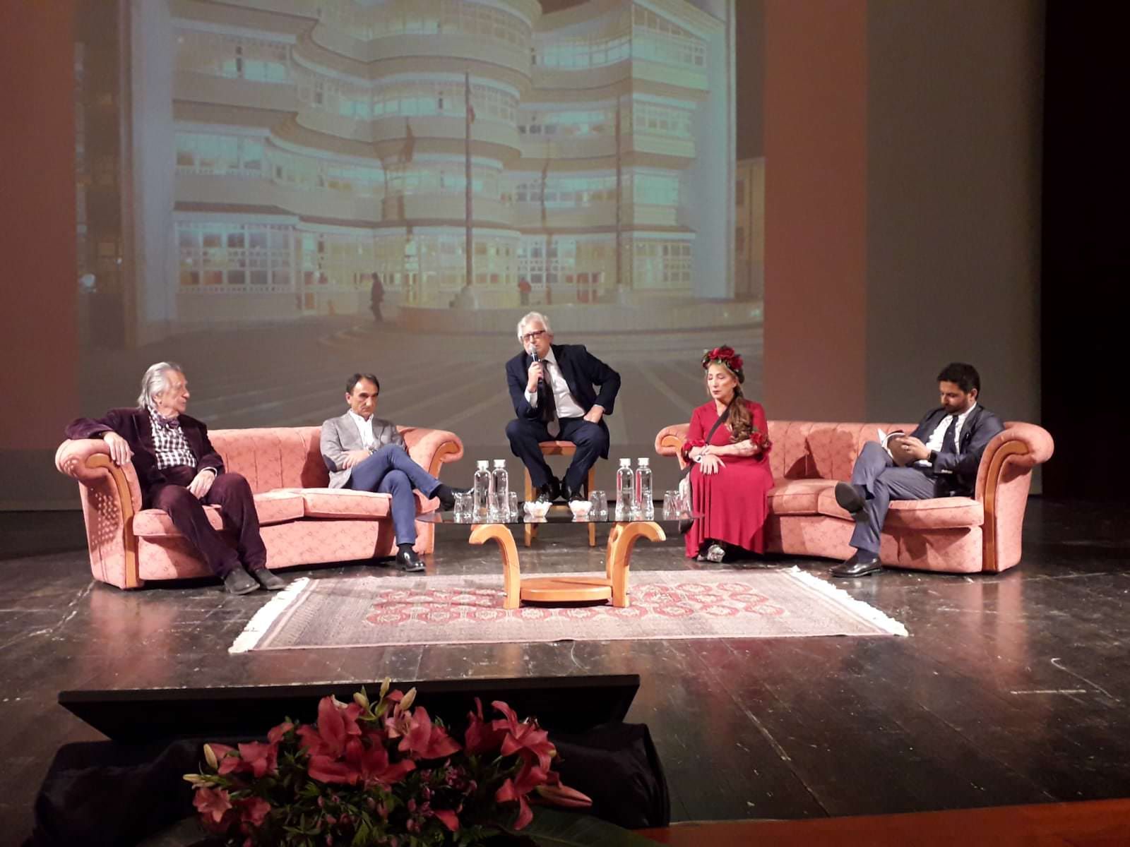 “L'uomo, il teatro”. Il ritorno di Portoghesi a Catanzaro