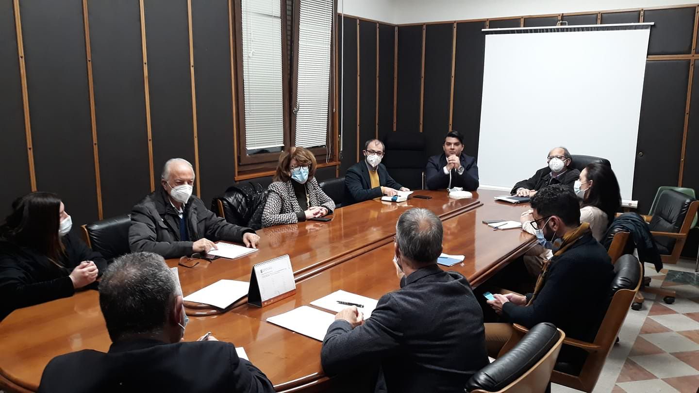 Crotone, creato un Tavolo di garanzia a tutelare i lavoratori della Abramo customer care