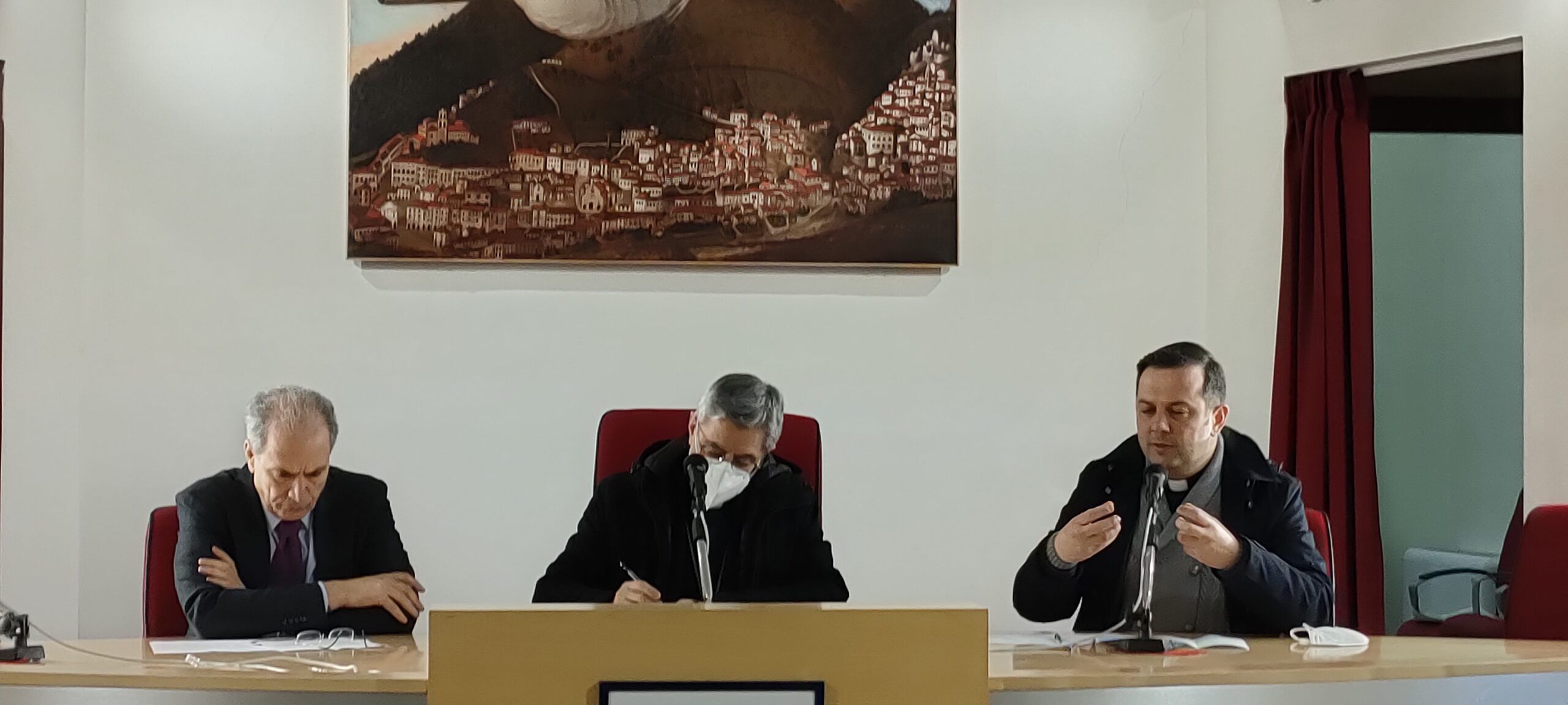 Caritas Lamezia: «Tavolo tecnico con sindaco, parroci e associazioni per coordinare l’accoglienza»