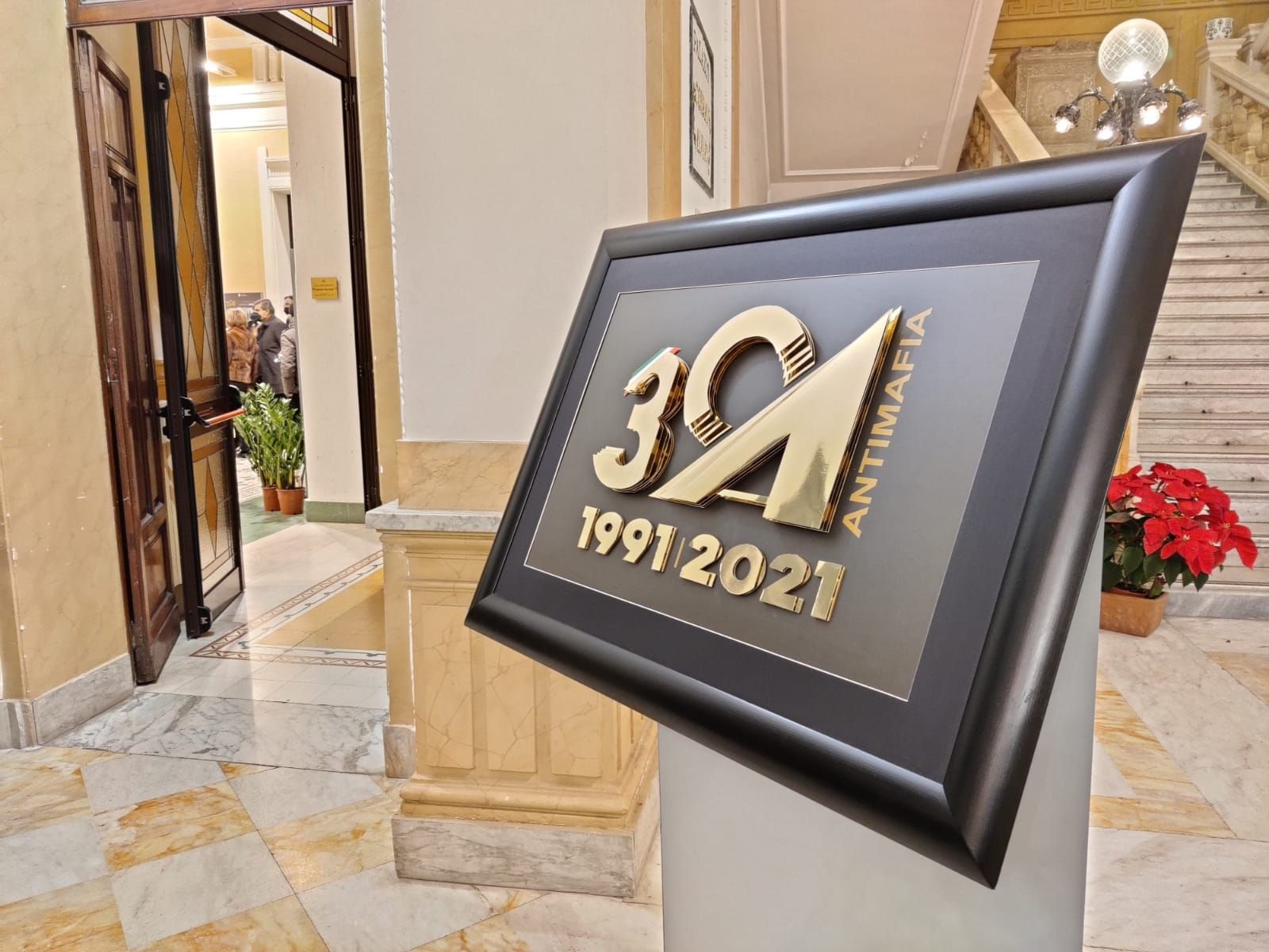 La Dia compie trent’anni, Vallone: «Mafie si muovo nel “metaverso”, non sono più coppola e lupara» – FOTO