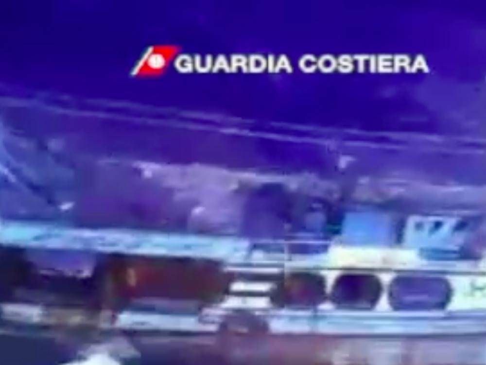 Sbarcati a Roccella 75 migranti