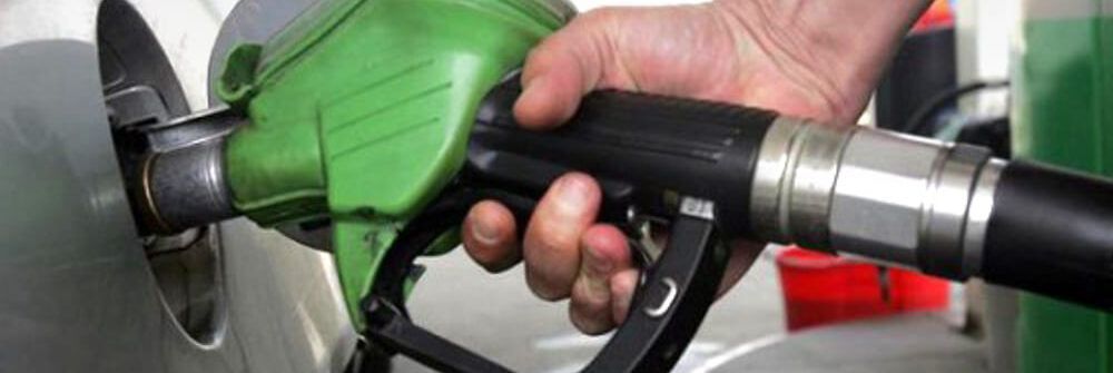 Caro benzina, il Governo valute le accise mobili