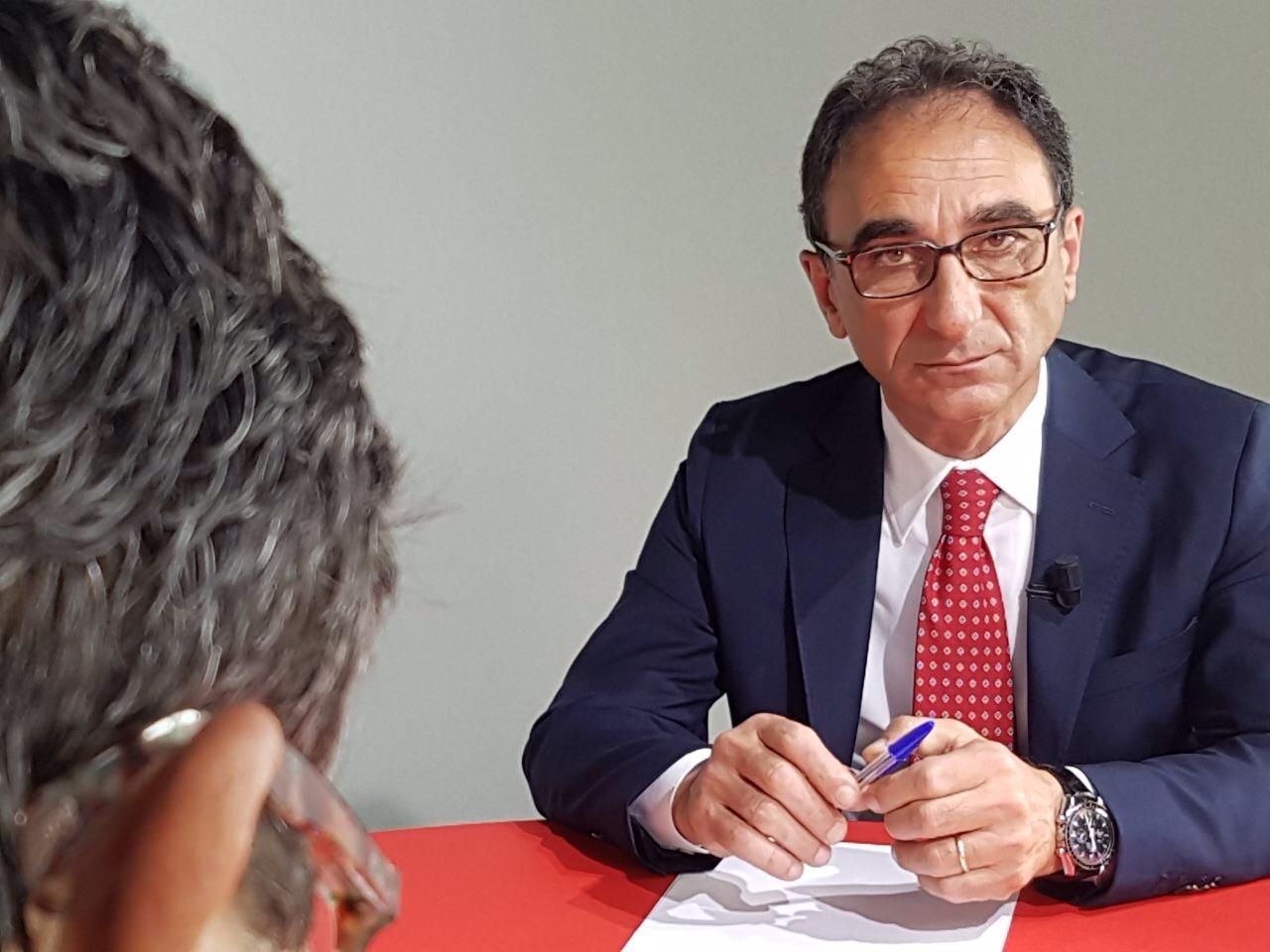 Abramo e la "guerra" contro i salotti buoni – VIDEO INTERVISTA