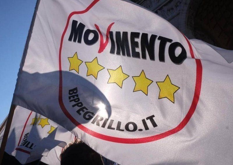 Comunali a Cosenza, il M5S punta su Coscarelli