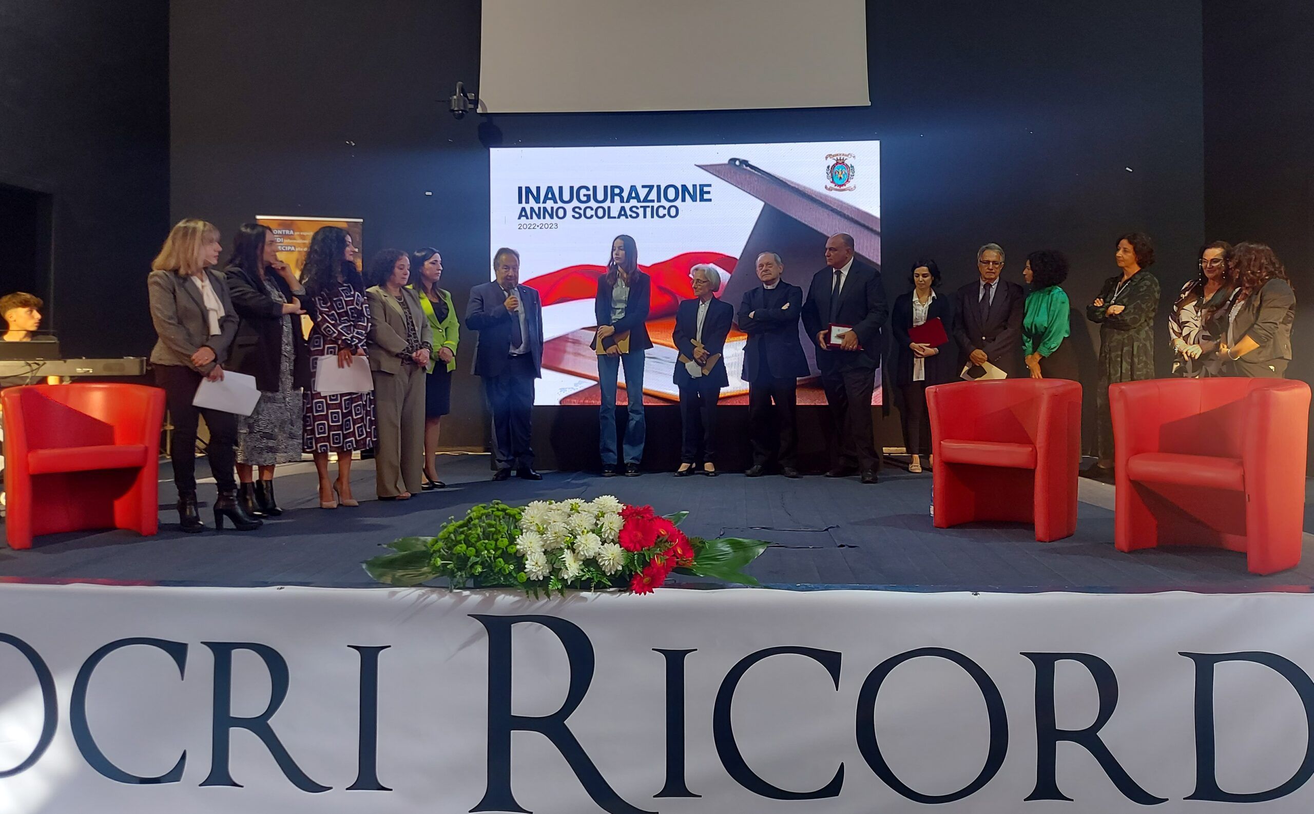 Gli studenti di Locri tra ricordo e impegno per le vittime di mafia. «La memoria come arma per costruire il futuro»