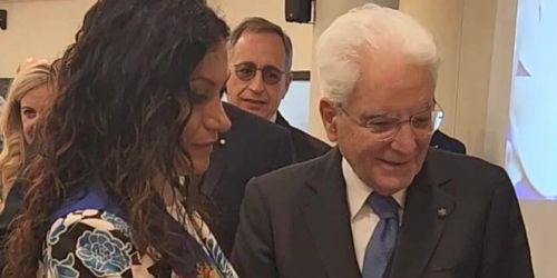 presidente-succurro-con-capo-dello-stato-mattarella