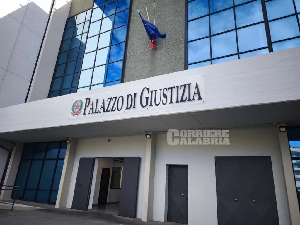 Maestrale, l’avvocato d’ufficio rinuncia alla difesa del boss Peppone Accorinti: «Mi minaccia»