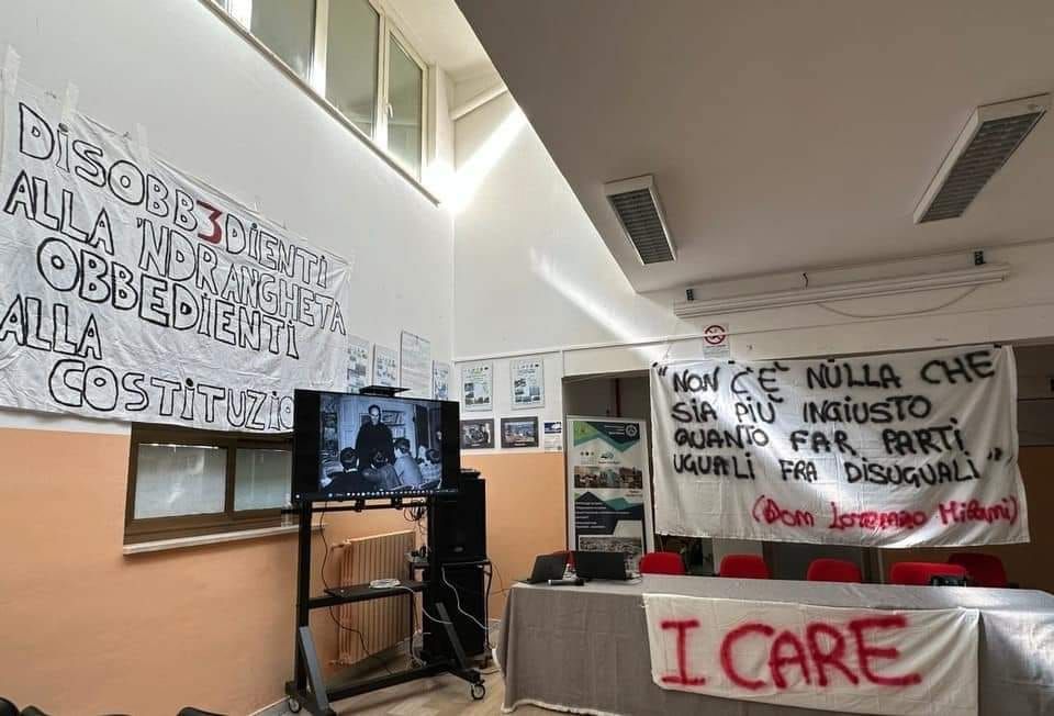 Unical, Pedagogia dell’Antimafia presenta il libro sul potere mafioso “Sodomia” all’Ubik di Cosenza