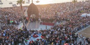 Il Sacro Mantello di San Francesco nelle acque di Paola – FOTO E VIDEO