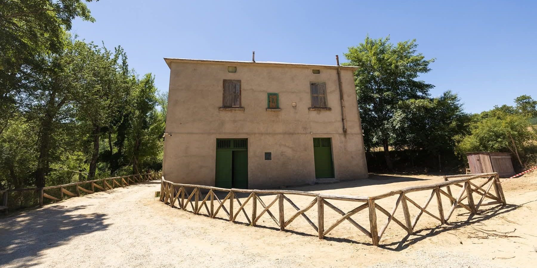 La storia della baronessa veneta che salvò i Giganti della Sila e del Casino Mollo ristrutturato dal FAI