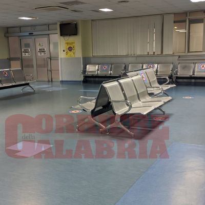 Suem 118, interrogazione in Consiglio: «Le postazioni tornino al Giovanni Paolo II»