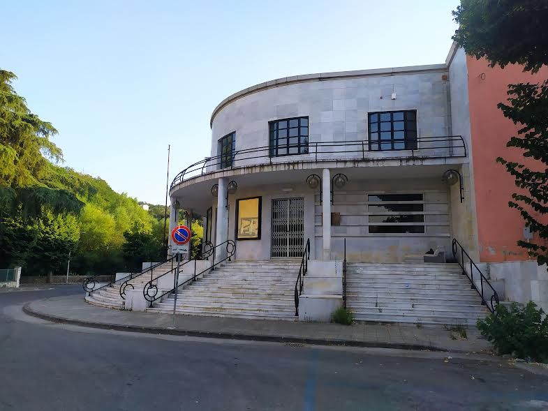 Cosenza, il 16 aprile riapre il cinema Italia-Tieri e si inaugura l’anfiteatro Vincenzo Ziccarelli