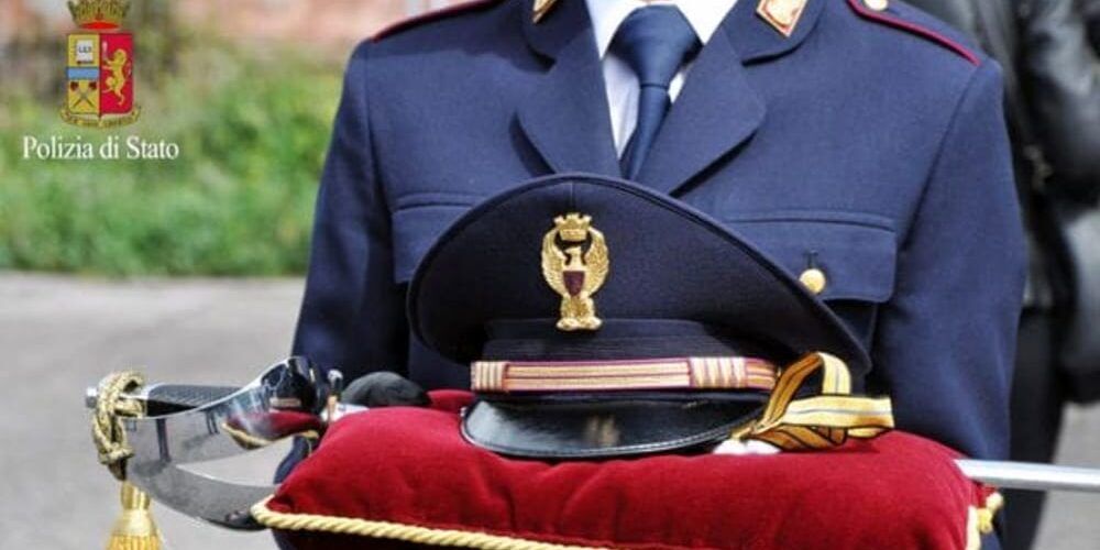 Reggio, poliziotto malato di Covid cade in casa e muore