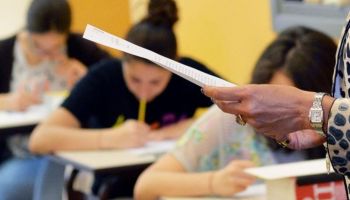 Maturità, da Calabresi a Pavese. Ecco le tracce della prima prova