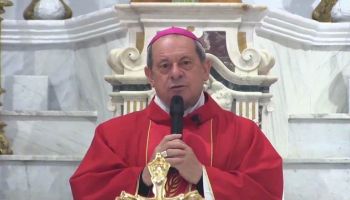 Assoluzione di don Pino Strangio, il messaggio della Diocesi di Locri-Gerace: «La verità ha fatto il suo corso»