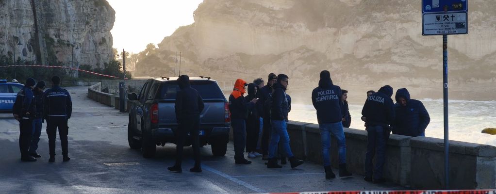 Tredici cadaveri recuperati in 14 giorni nel mare di Sicilia e Calabria