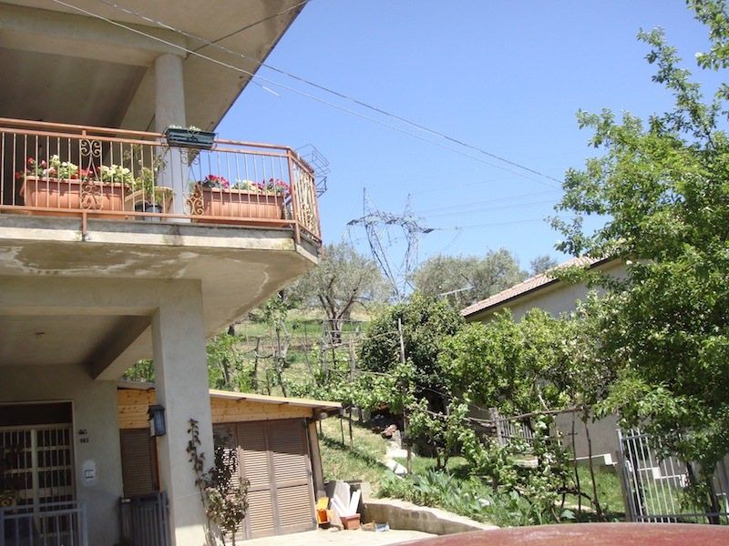 Elettrodotto di Montalto, il caso arriva in Europa