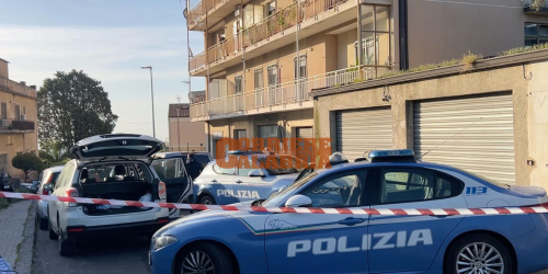 Tragedia nella notte a Catanzaro: donna si lancia dal terzo piano con i figli