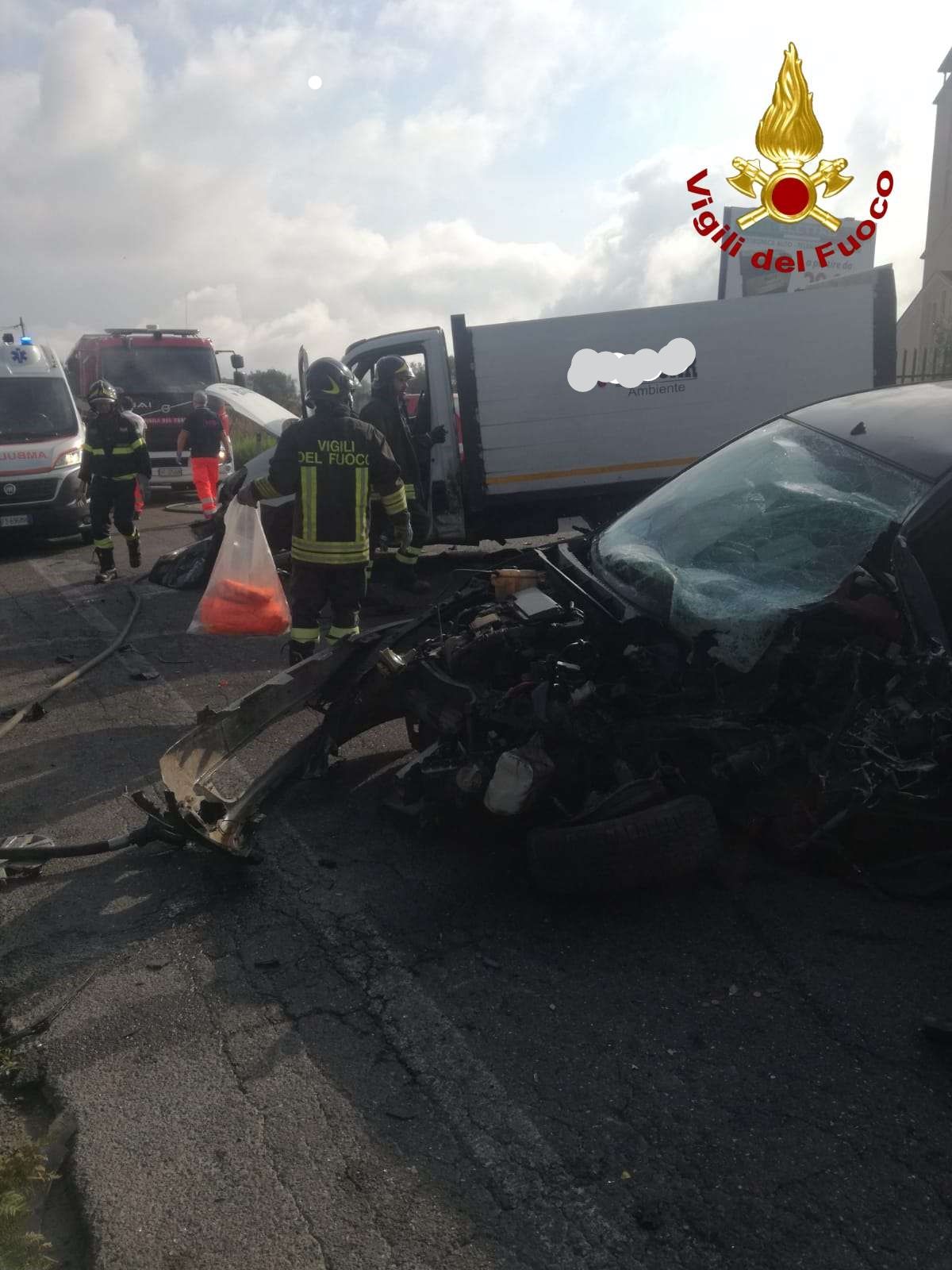 Vibo, scontro sulla Ss 18: due feriti – FOTO