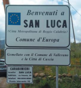 San Luca, è festa democratica